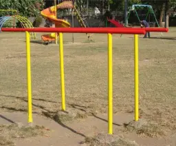 Open Gym Equipment - Parellel Bar
